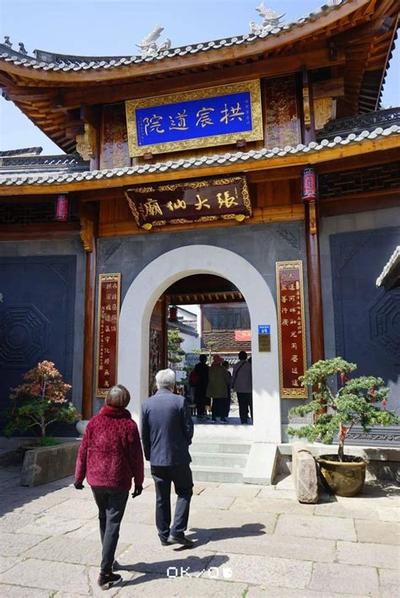 手相智慧线详解：如何看婚姻